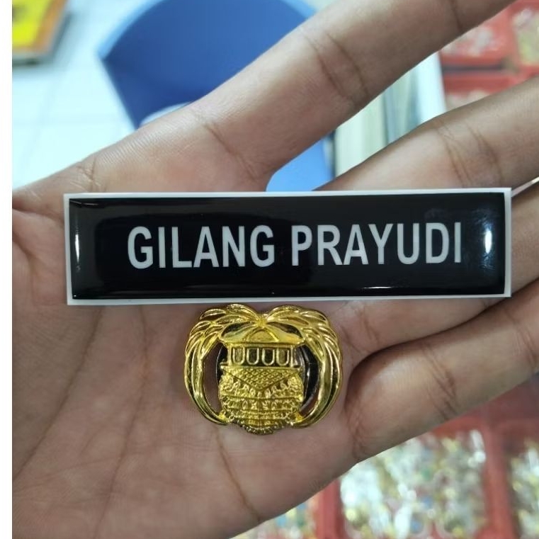 

name tag papan nama lapis resin +pin kopri satu set