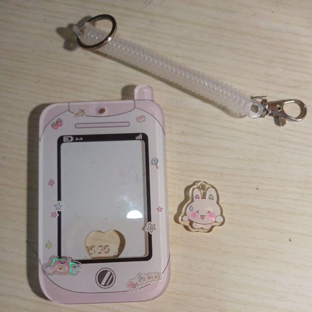 

[BOOKED] cahol photocard holder pc preloved acrylic kpop pink phone lucu aesthetic