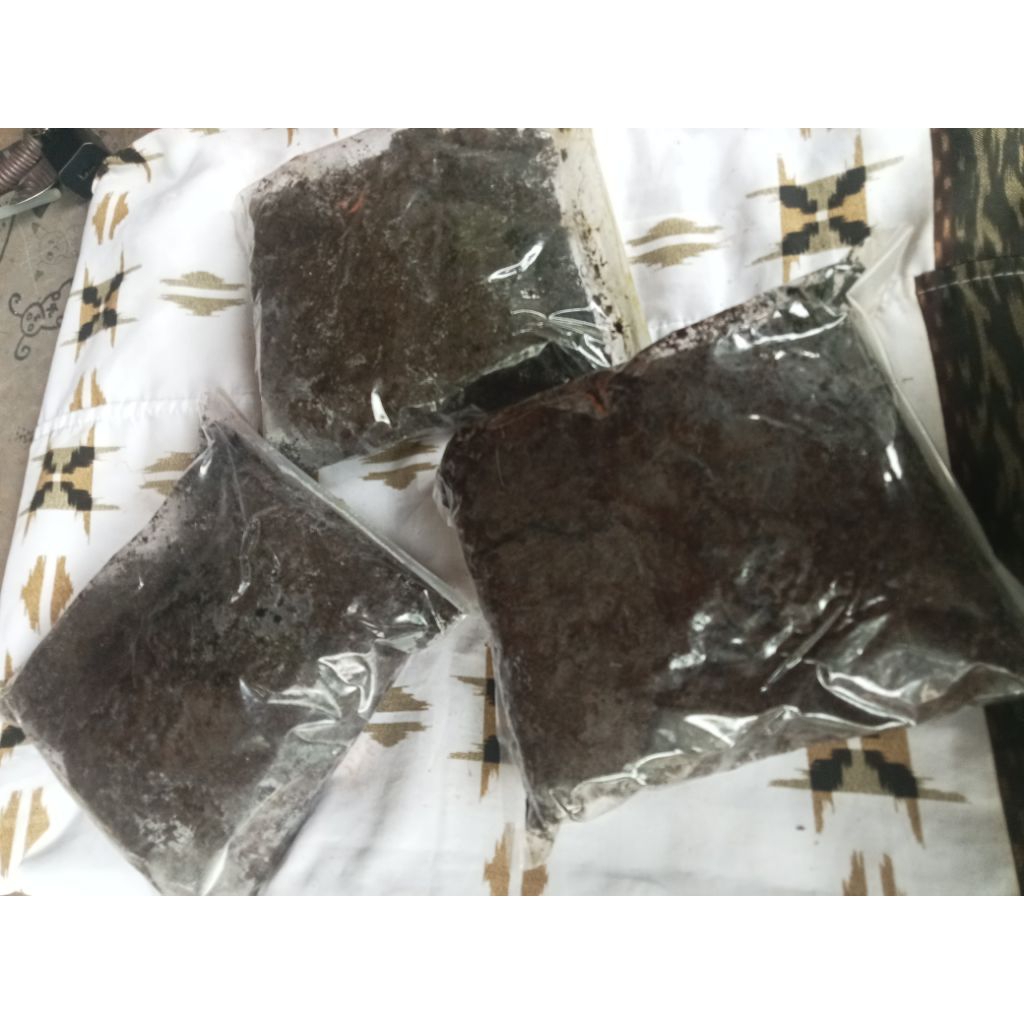 Pupuk Kandang Kambing / Kotoran Kambing