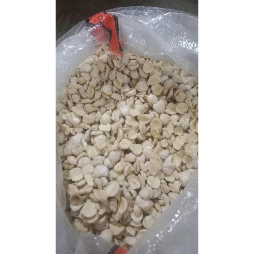 

Kemiri Pecah / Kemiri Keping ukuran 1000gram/500gram/250gram