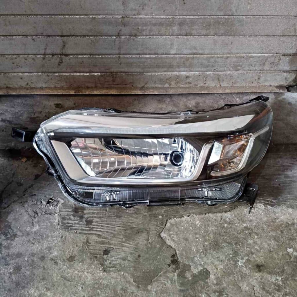 Headlamp Honda Brio Satya Facelift 1.2 E CVT / lampu depan honda brio mobilio satya facelift 2022 20