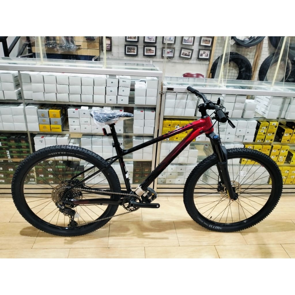 Sepeda MTB Polygon Xtrada 6
