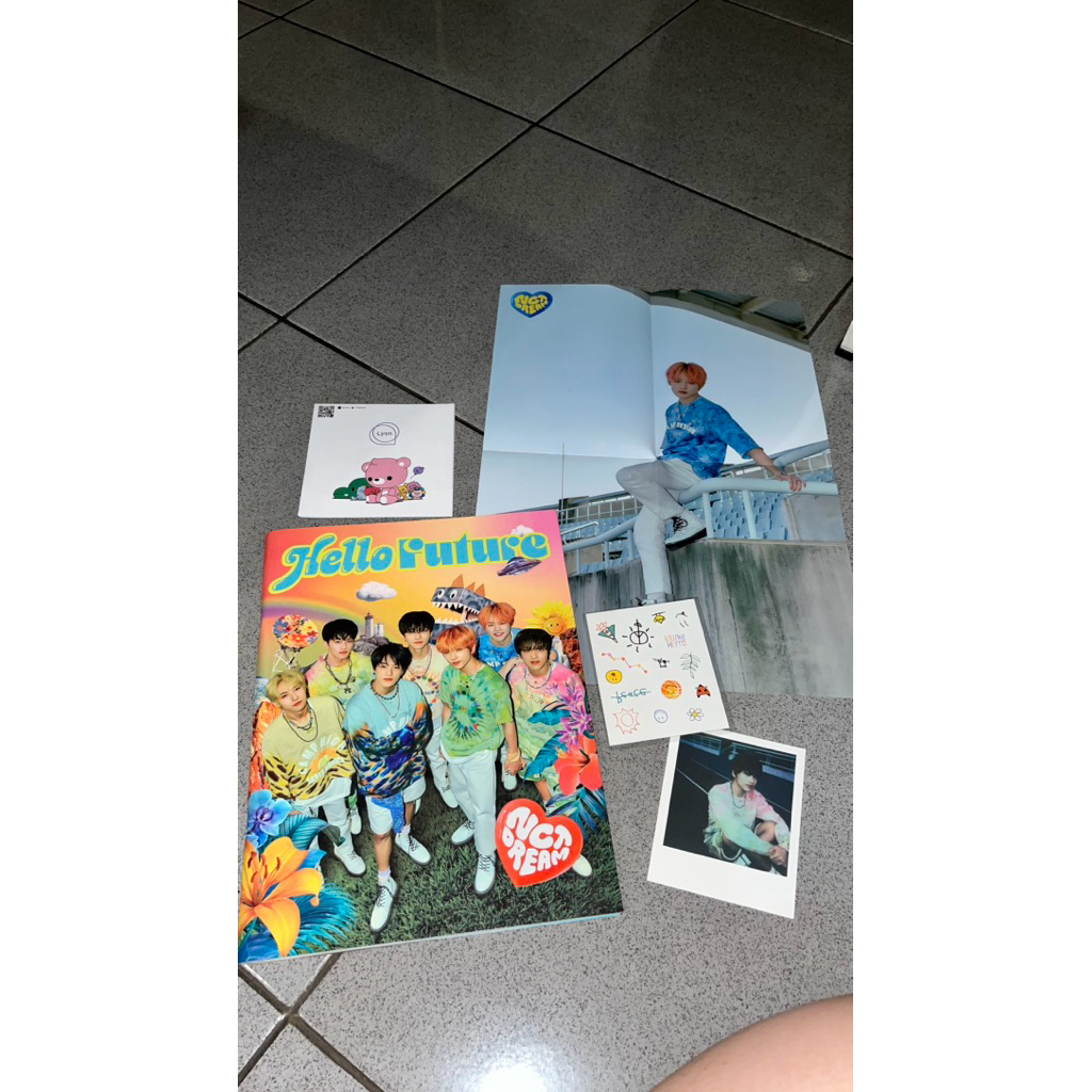 NCT Dream Hello Future Album (Future dan Hello Ver)