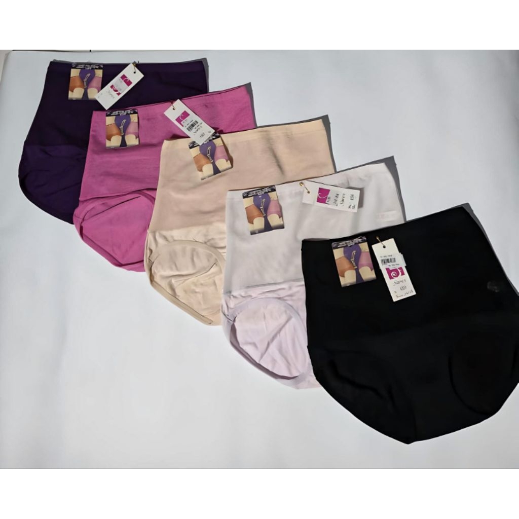 cd korset segitiga cewek