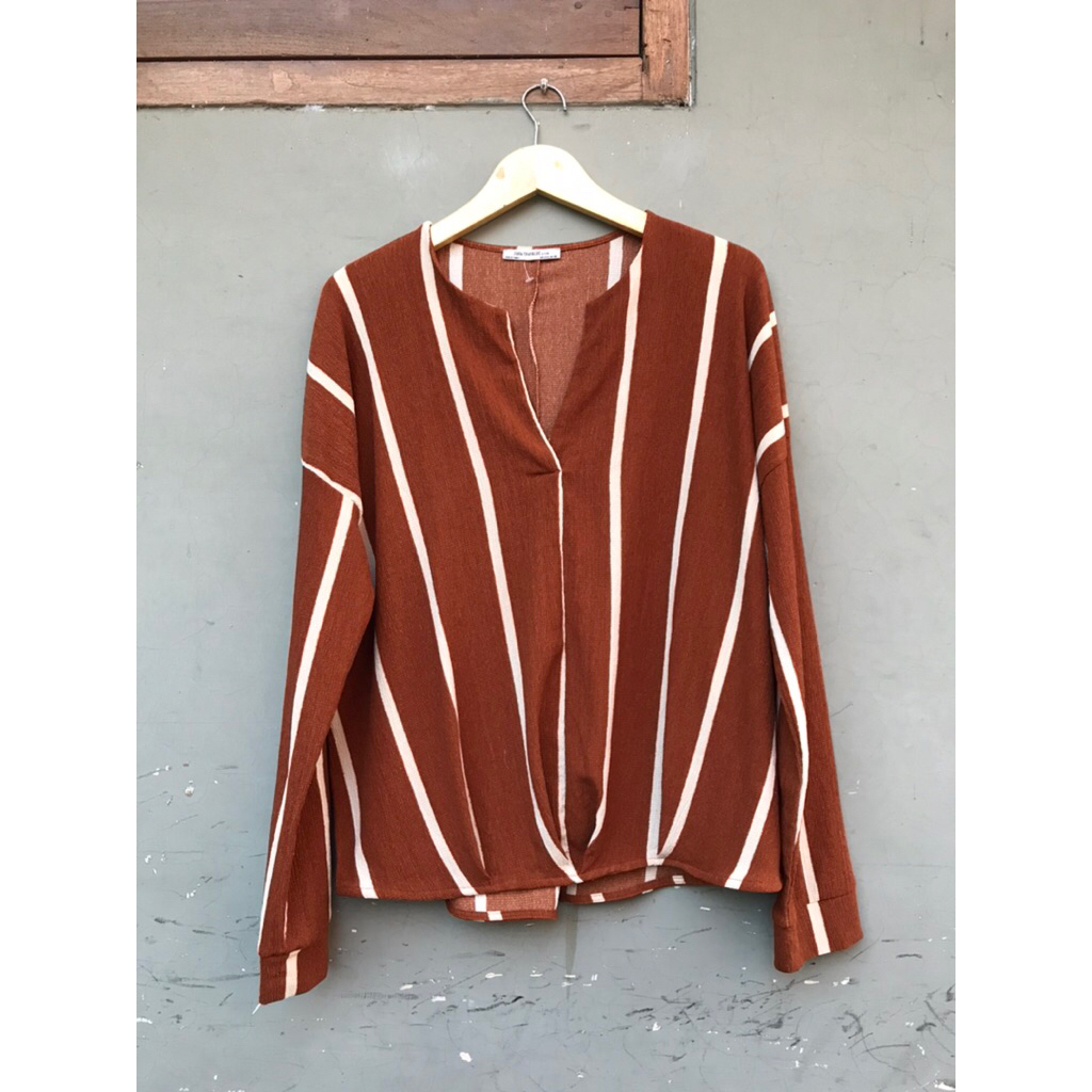 preloved blouse zara original-preloved atasan zara-zara trafaluc-zara second-zara bekas-prelived ata