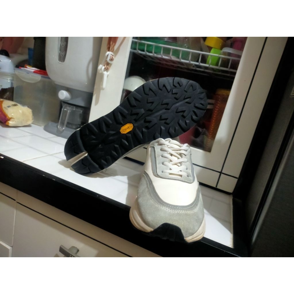 sepatu second running traiL