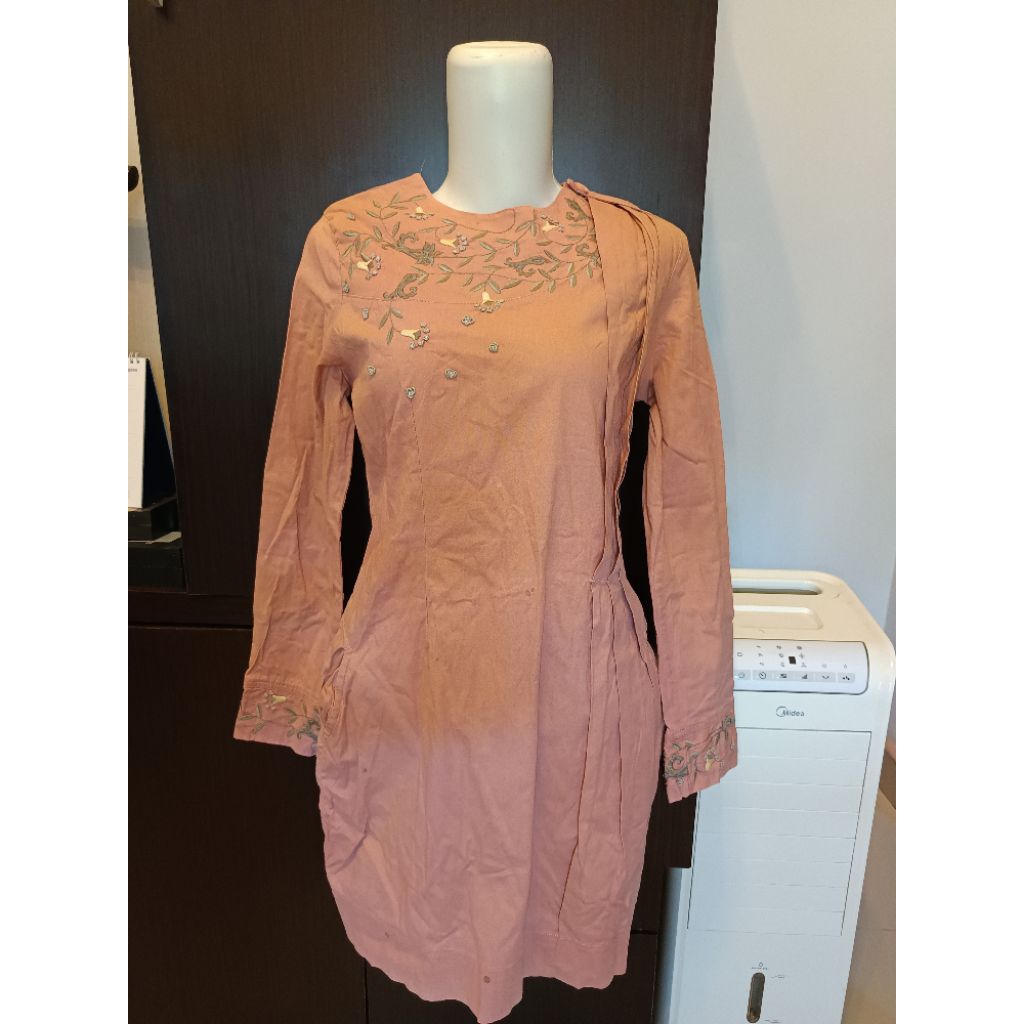 preloved tunik brand corniche