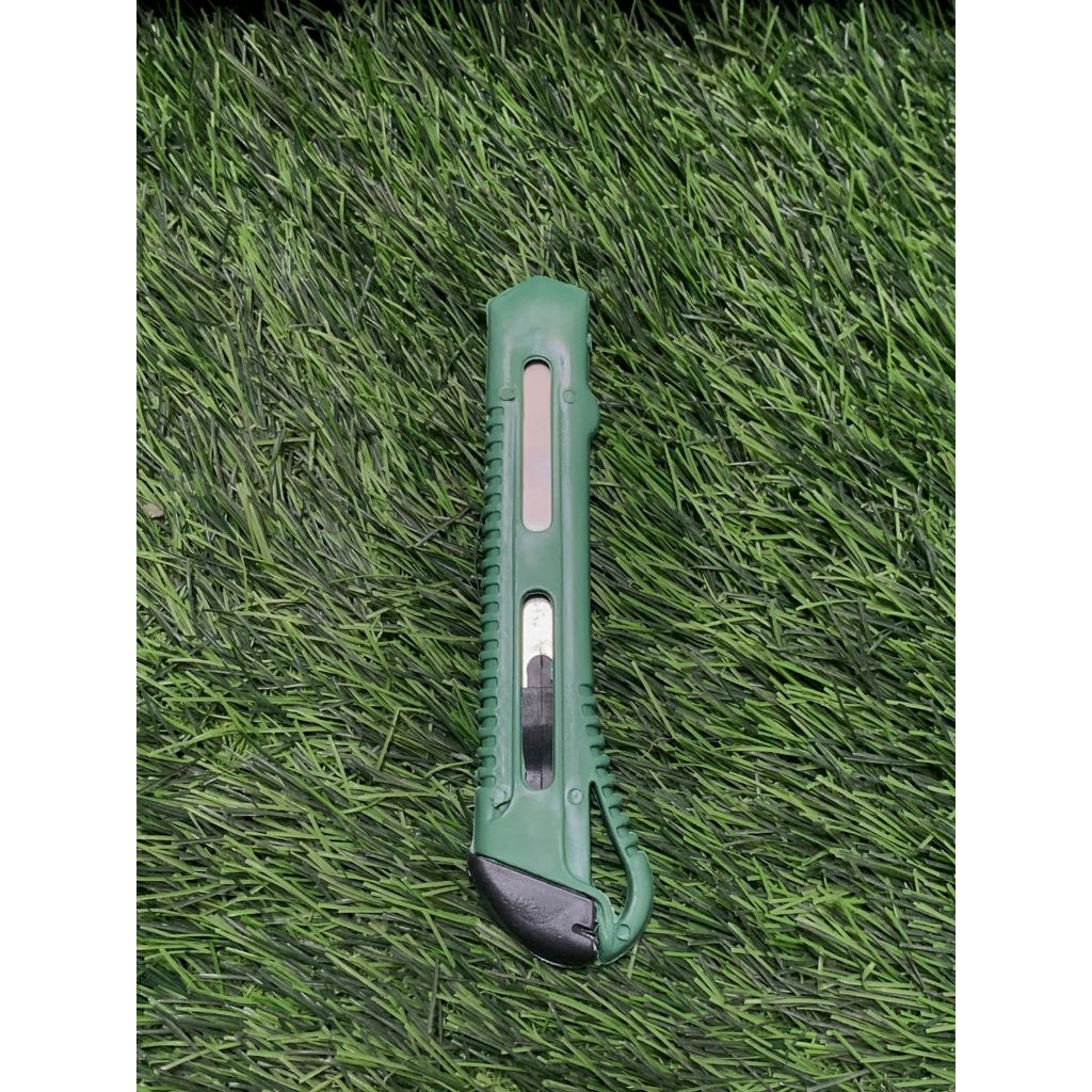 

cutter murah meriah besar pisau silet tajam