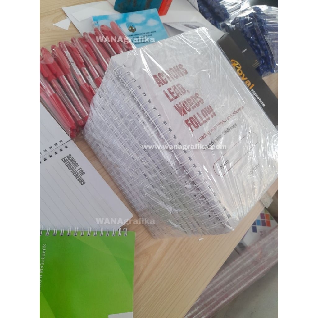 

custom notes spiral samping FREE desain