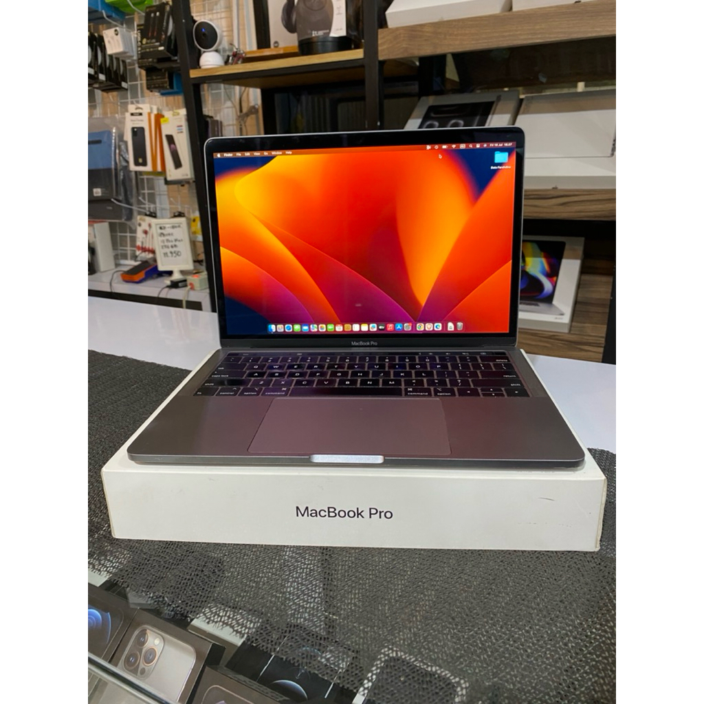 Second MacBook Pro 13 inch 2019 16/2TB