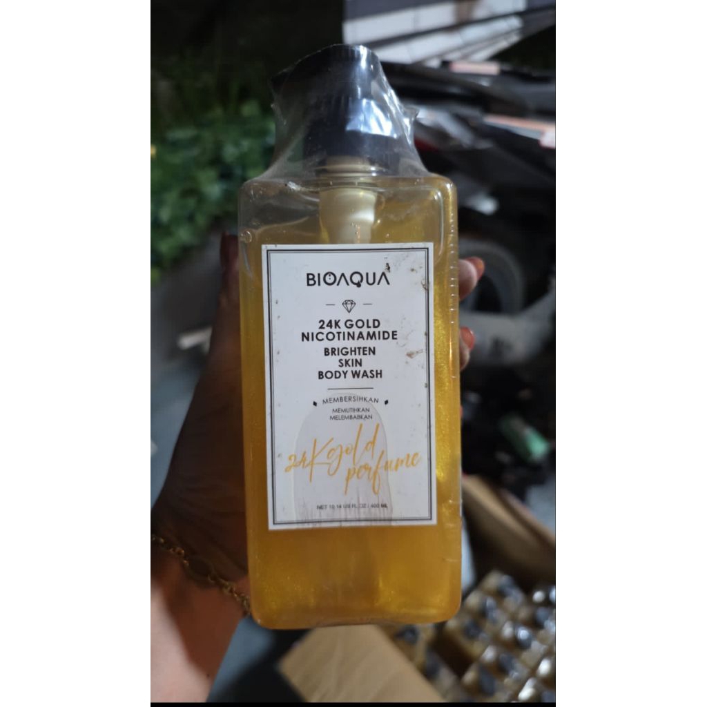 BIOAQUA 24K Gold Body Wash 400ml