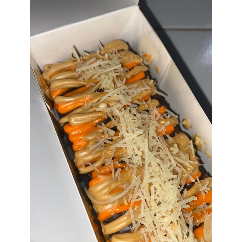 

Fudgy Brownies (topping tiramisu keju)