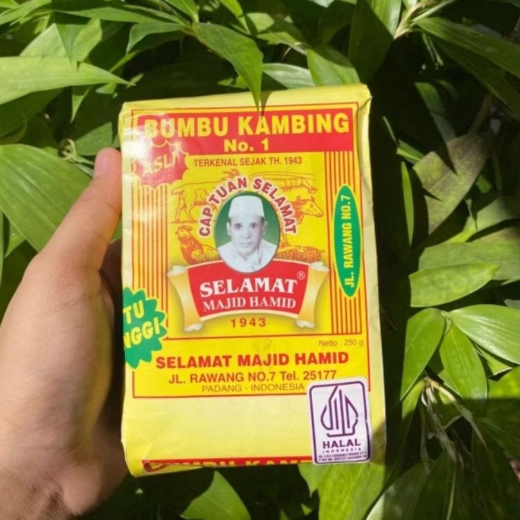 

BUMBU KAMBING NO. 1 CAP TUAN SELAMAT