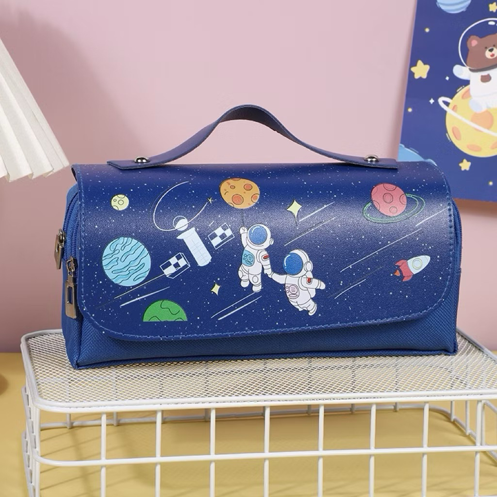 

Kikidoo Kotak Pensil Aesthetic Lucu Kain Waterproff Pensil Case Multifungsi Kawaii RT142