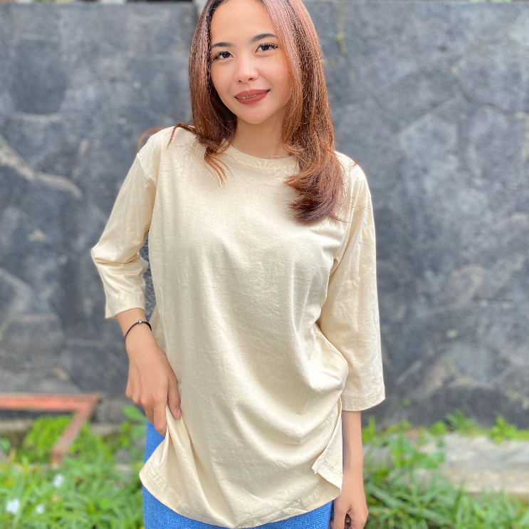 KAOS | BAJU | ATASAN | KOAS OVERSIZE WANITA LENGAN 7/8 | OVERSIZE POLOS WANITA WARNA CREAM | LUXELOO