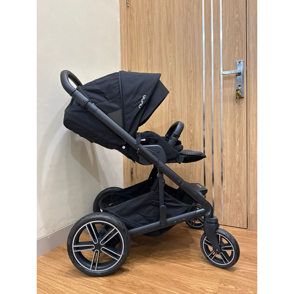 Preloved Stroller Nuna Mixx Caviar Second