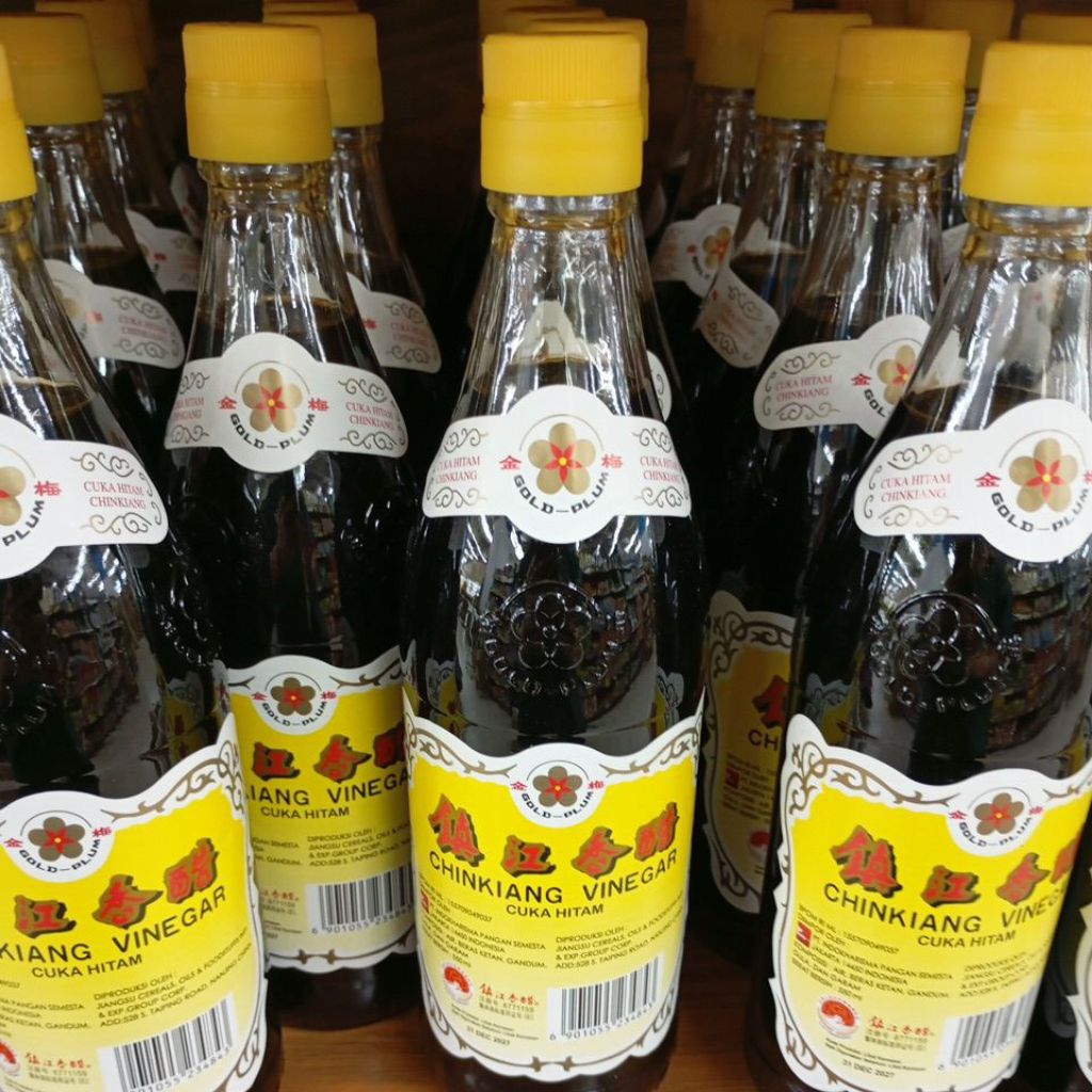 

Gold Plum Chinkiang Cuka Hitam 550ml