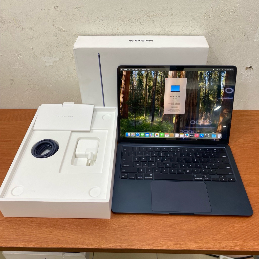 Second Macbook Air M2 13” 2022 8/256GB Ex ibox