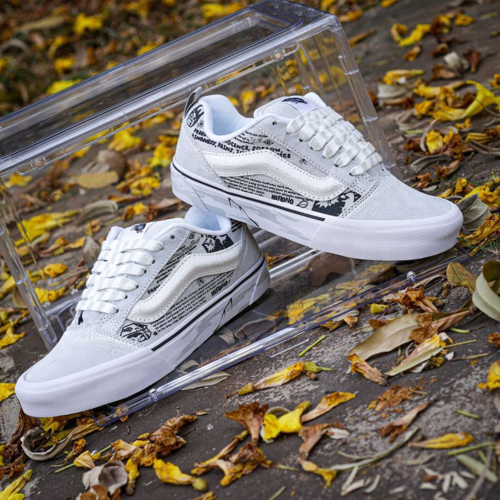 Sepatu Vans Knu Skool x Hirono Light Grey
BNIBWT