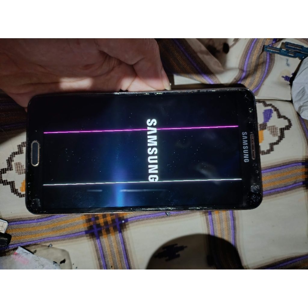 lcd touchscreen Samsung note 3 n900 garis