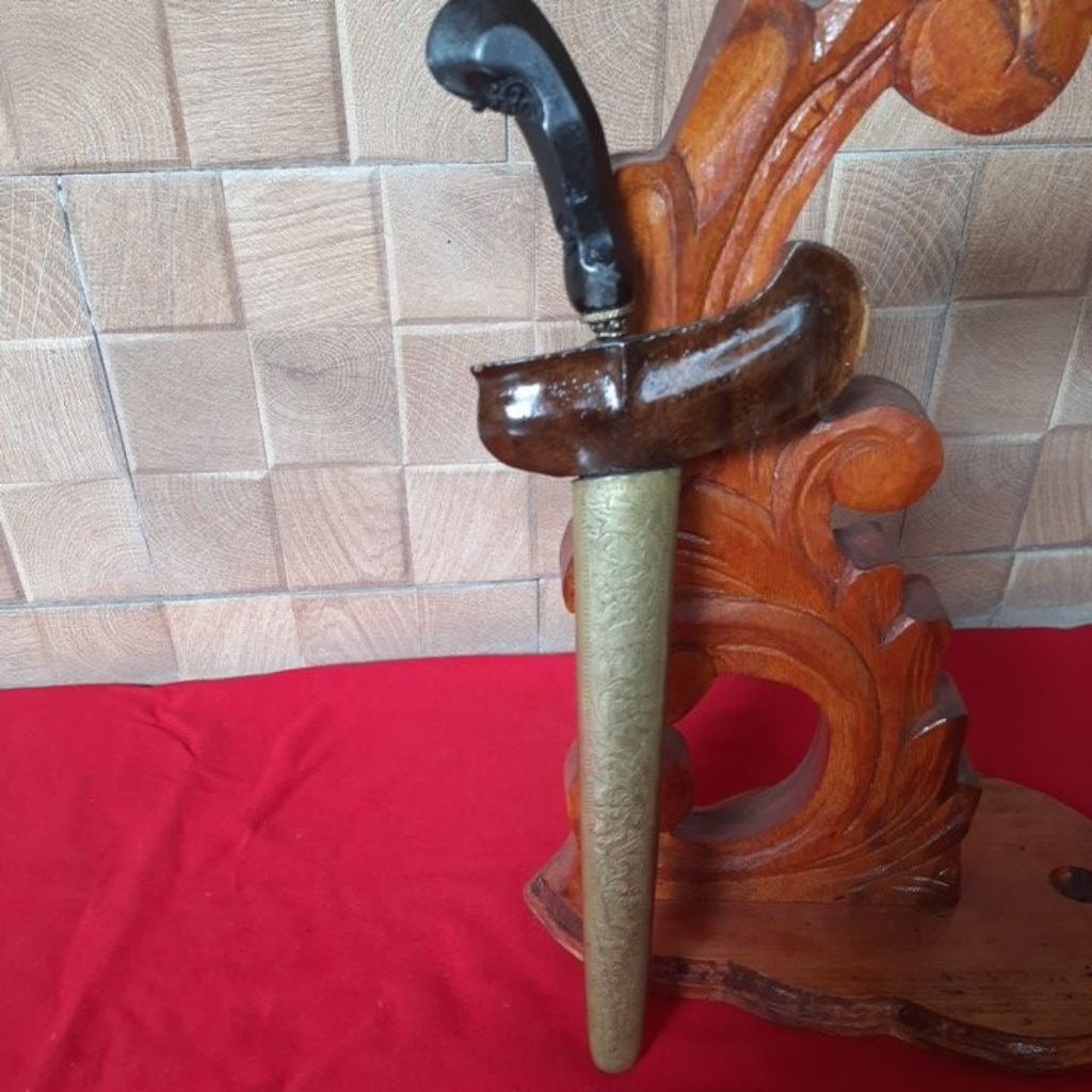 Keris Patrem Jimatan Kyai Carubuk Luk 7,Pamor Banyu Mili