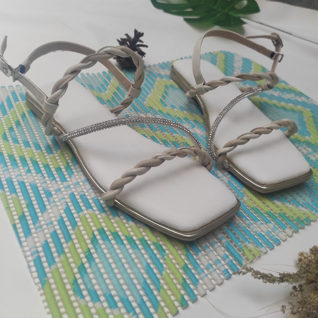 sandal flat casual wanita kekinian[arsy collection 31