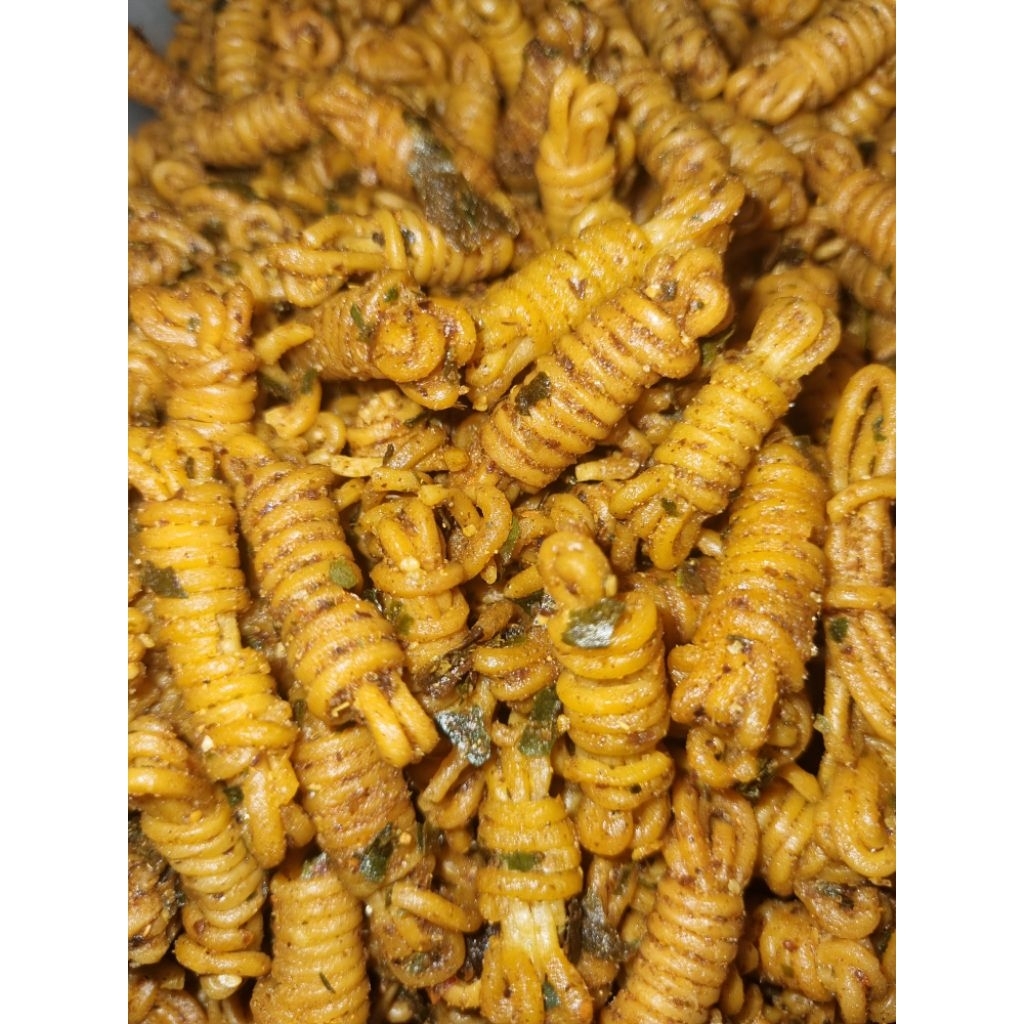 

Mie Gulung Pedas Daun Jeruk