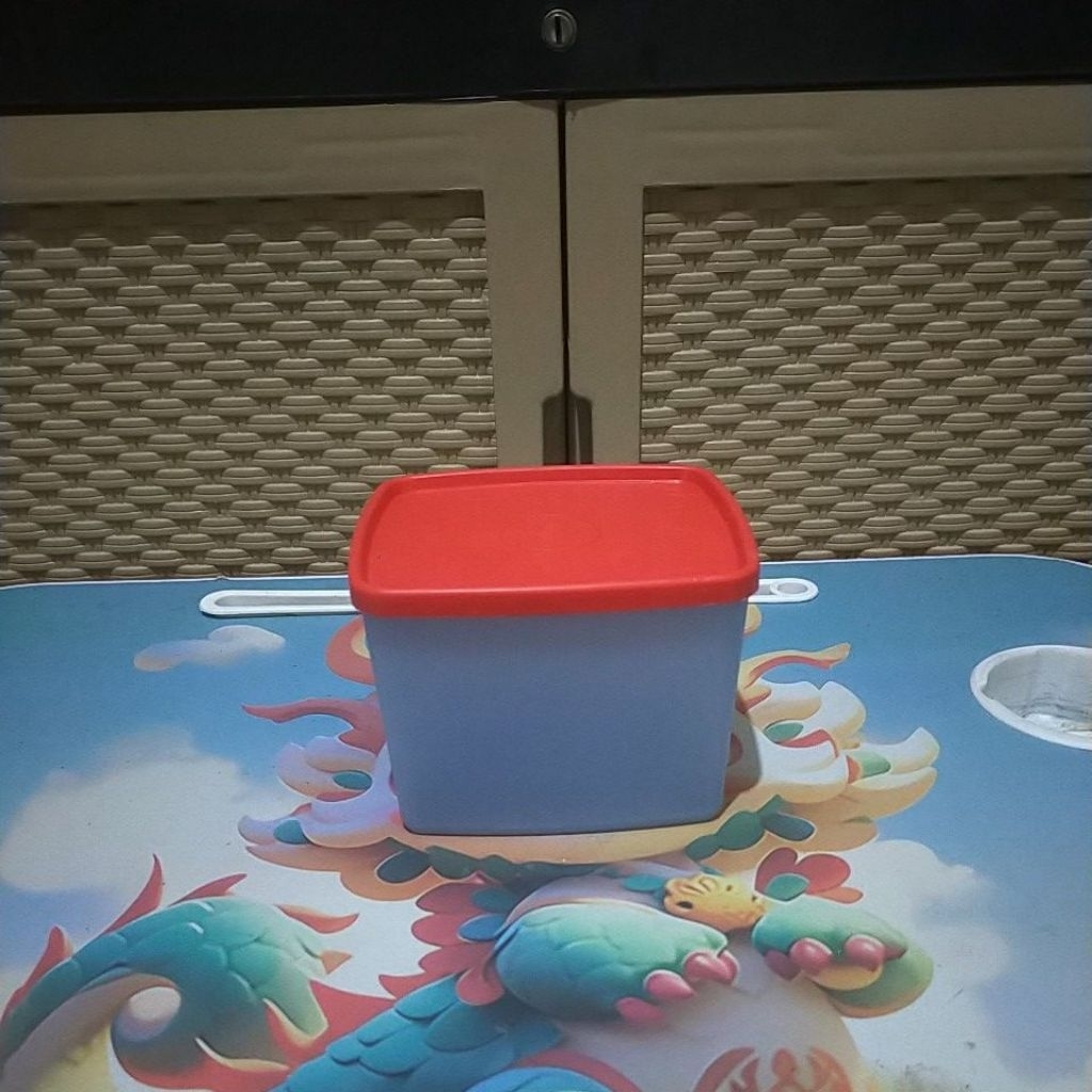 toples Tupperware second murah