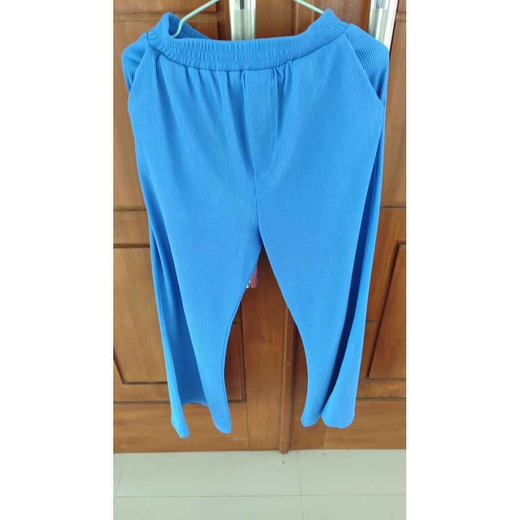 preloved cutbray knit clarke