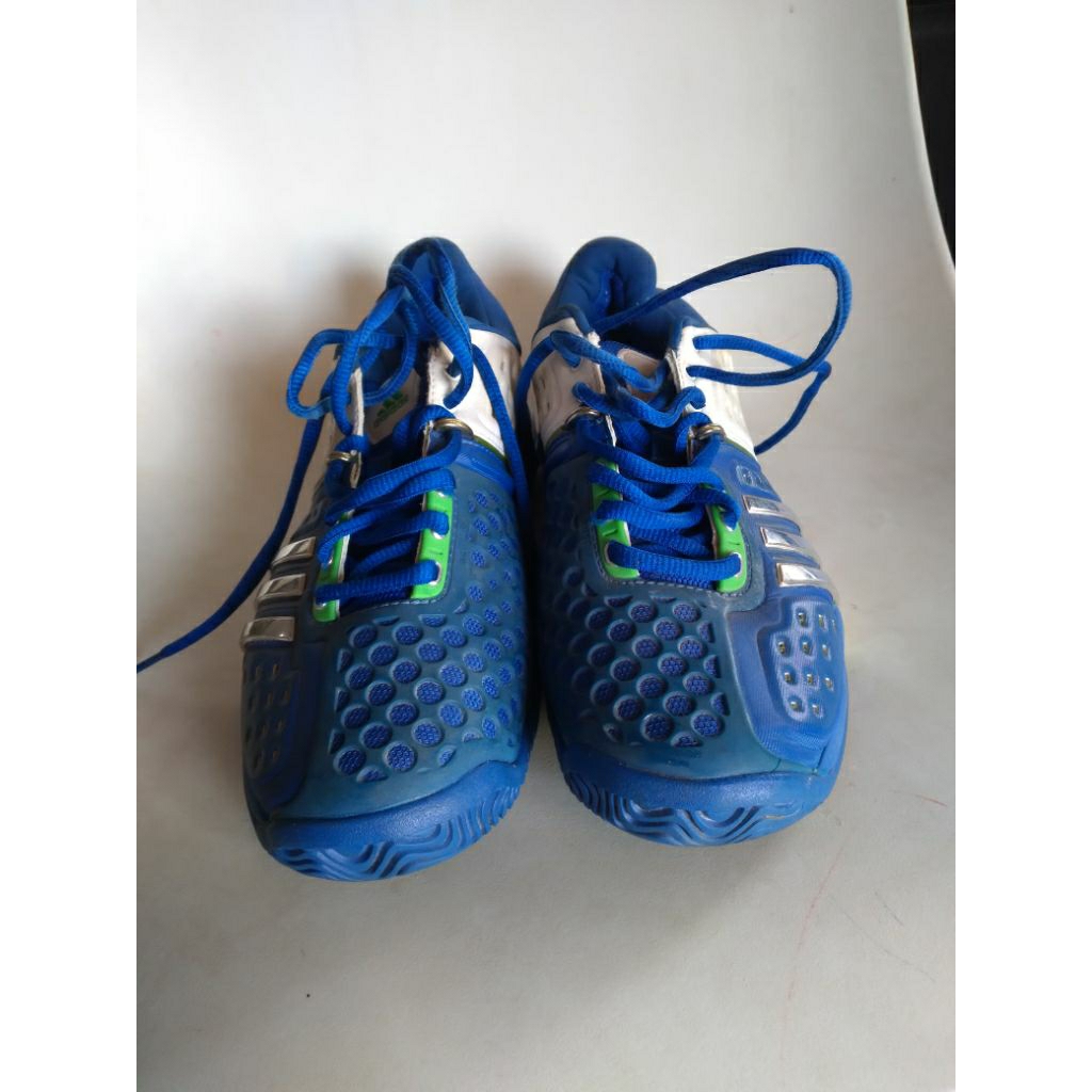 sepatu tenis bekas adid4s