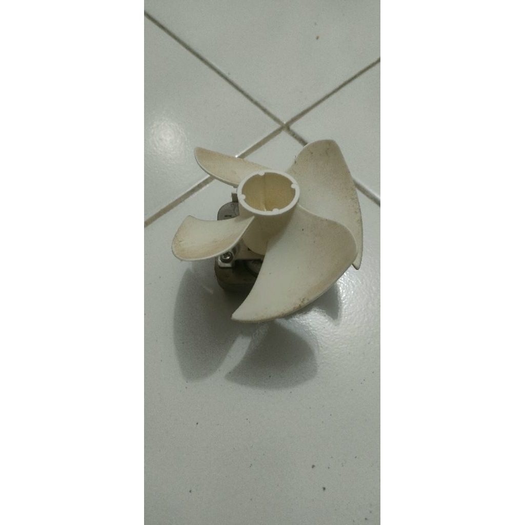 KIPAS MINI UNIVERSAL ORIGINAL COPOTAN + DAUN KIPAS