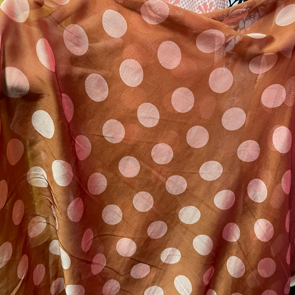 kain sifon sutra motif polkadot premium - kain sifon salju - kain zara ceruty - kain ceruty baby dol