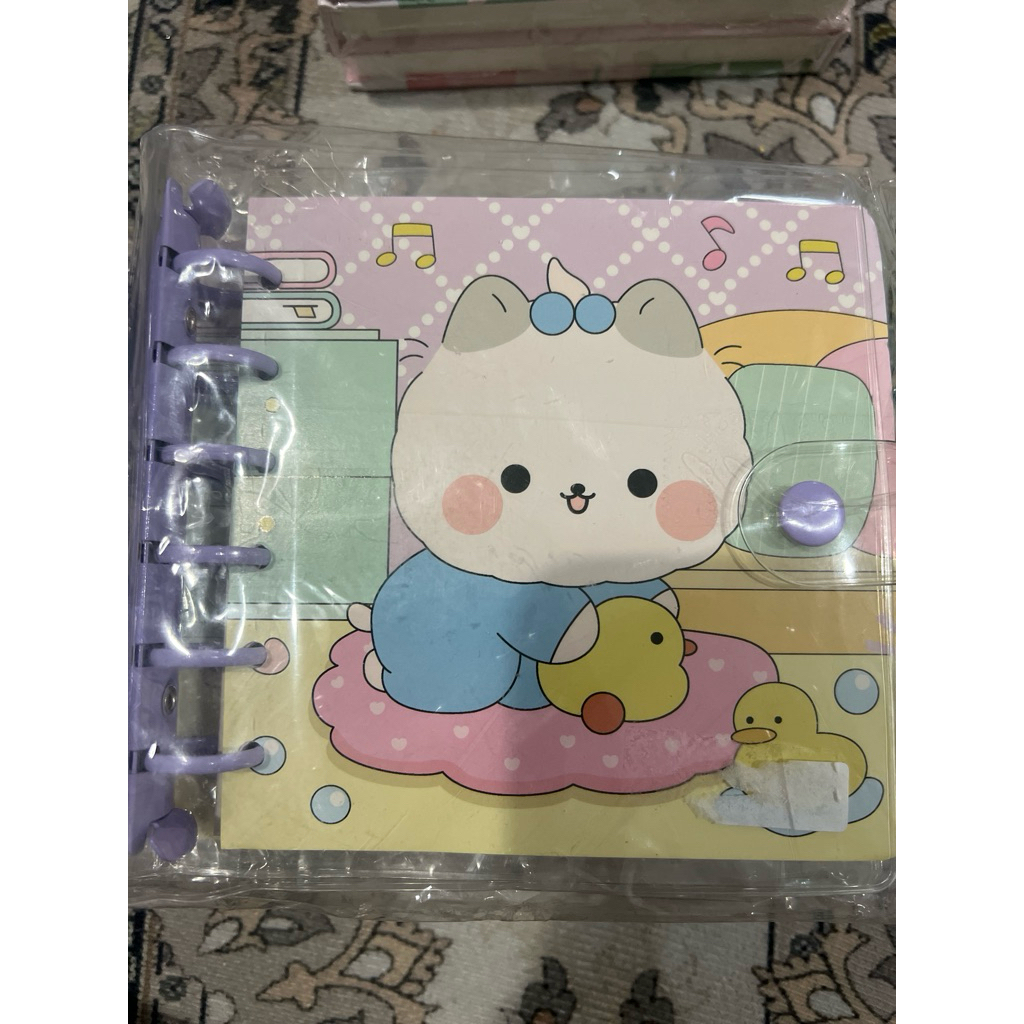 

Buku Catatan Lucu Weibo 131x131mm – Notebook Mini Imut 160 Halaman | Cute Square Journal