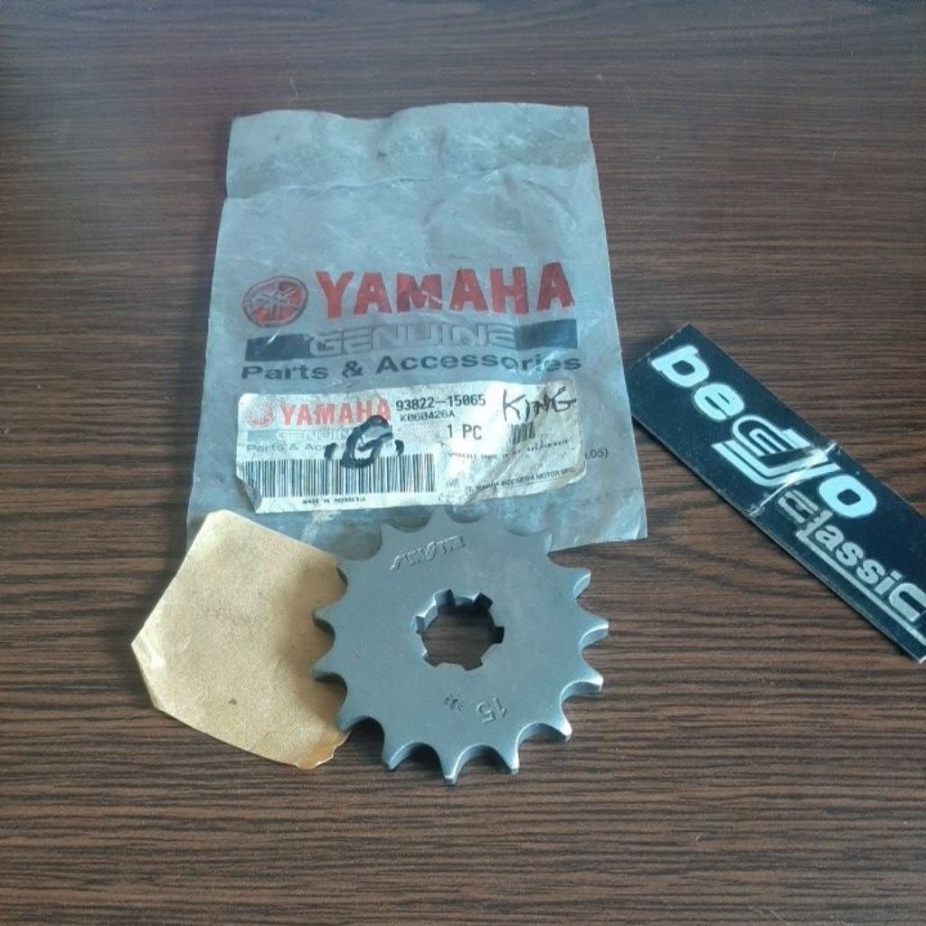 GIR GER GEAR DEPAN YAMAHA RX KING RXK RXS RX SPESIAL ORI ORIGINAL YGP YAMAHA 93822-15065 ukuran 428-