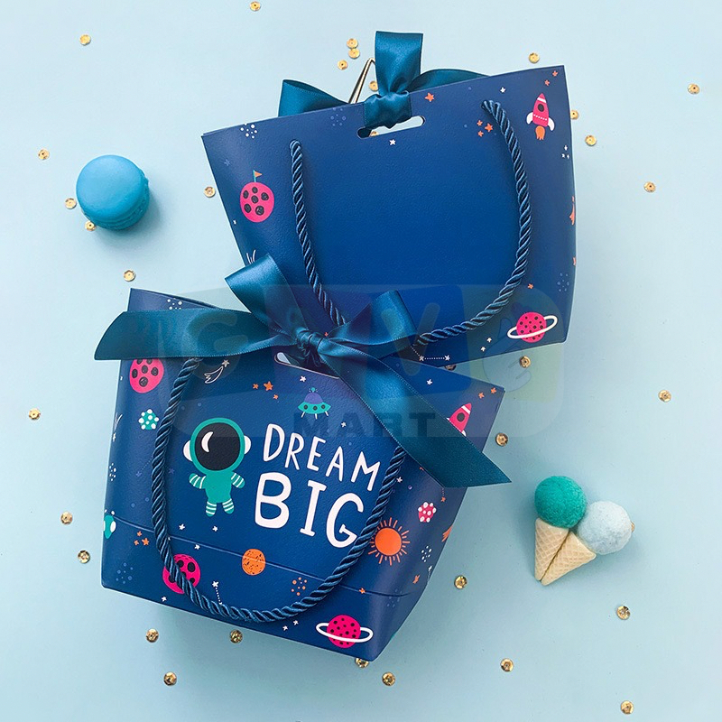 

GNV Paperbag/ Goodie Bag Pita Premium Astronot/ Mermaid/ Dino untuk Hampers Kado & Snack Bag Ulang Tahun Anak-anak