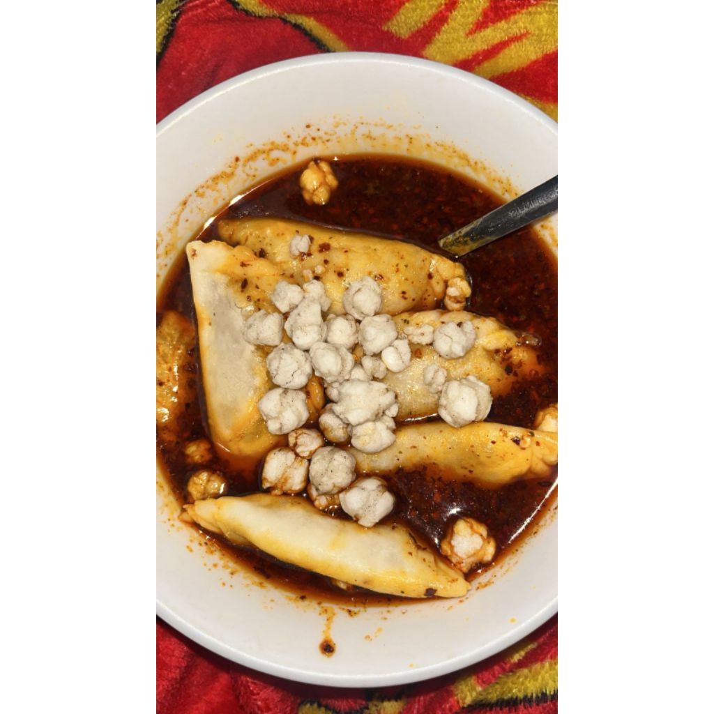 

Cireng Isi Ayam & Keju Kuah Chili Oil