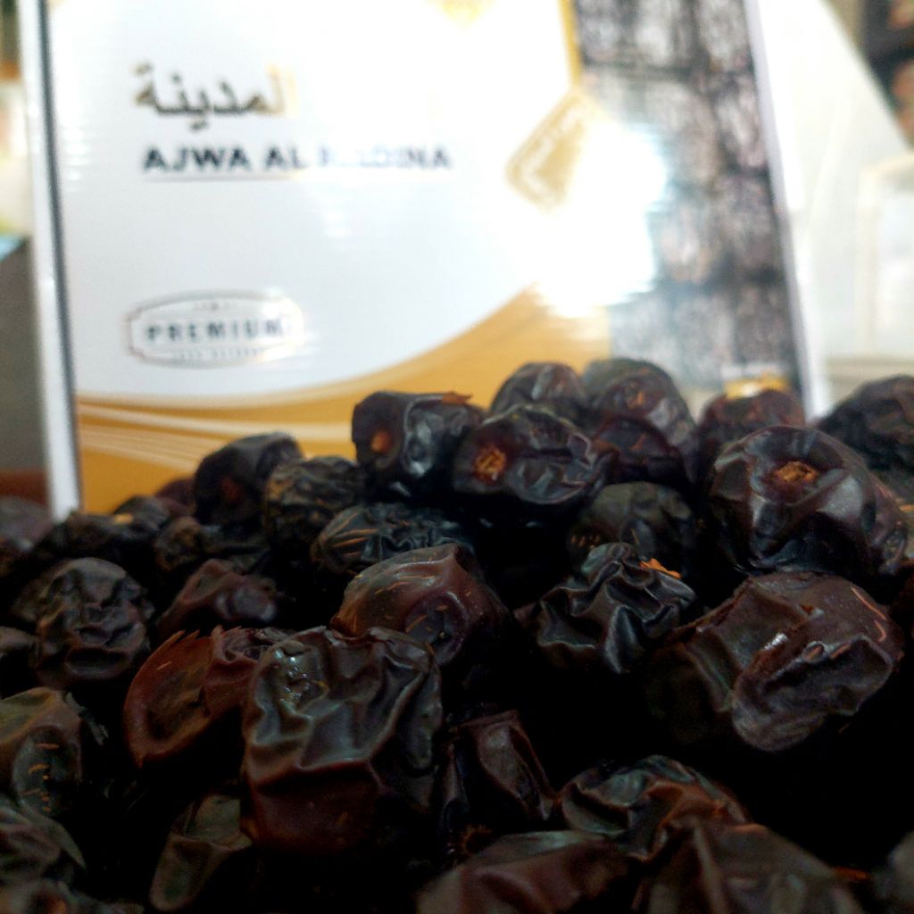 

BEST FRESH II Kurma Ajwa Al madinah Kurma nabi 1kg