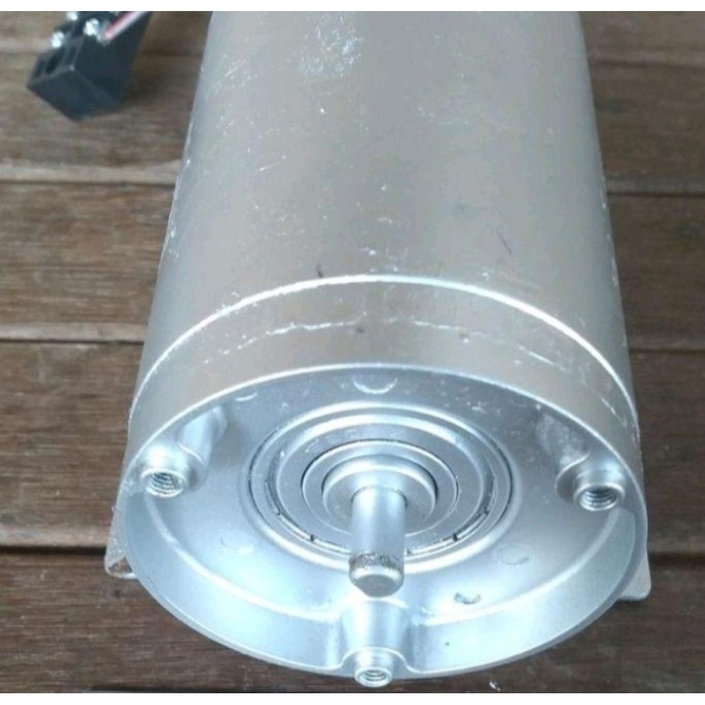 Motor DC atau Generator Magnet Permanen 100 watt