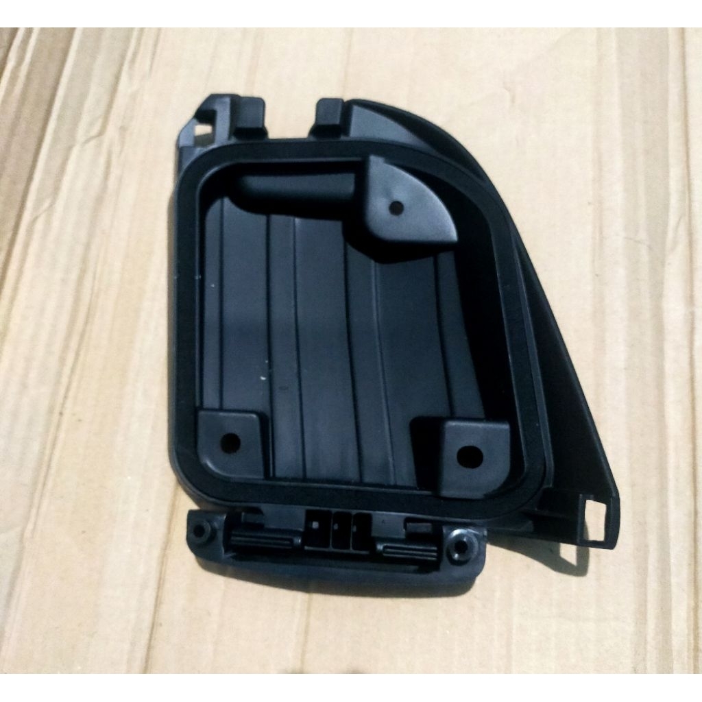 LID INNER POCKET COVER PENUTUP LACI SCOOPY 2023 DUDUKAN TUTUP LACI SCOOPY 2024 ORIGINAL