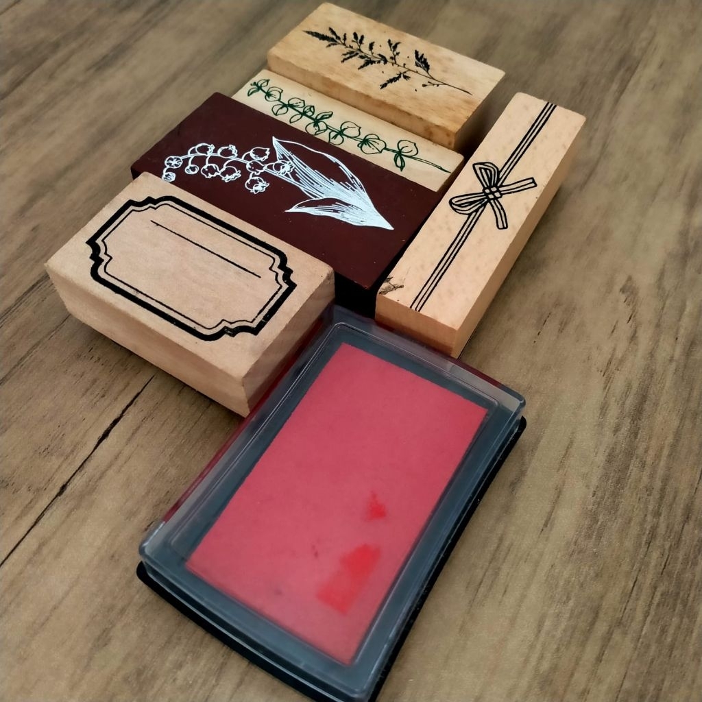 

DETASH wooden stamp by culucu_aja