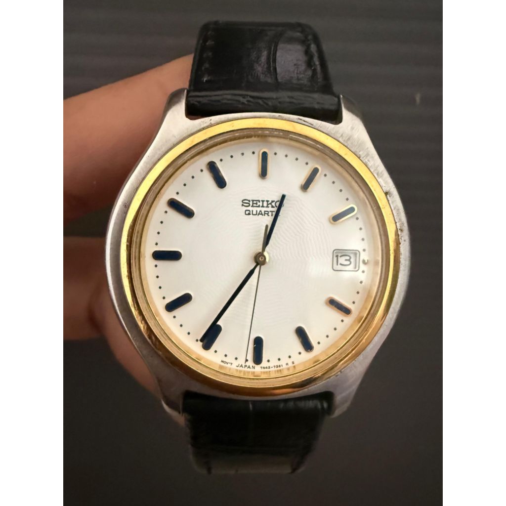Jam Tangan Seiko Quartz Pria Elegan - Original Japan