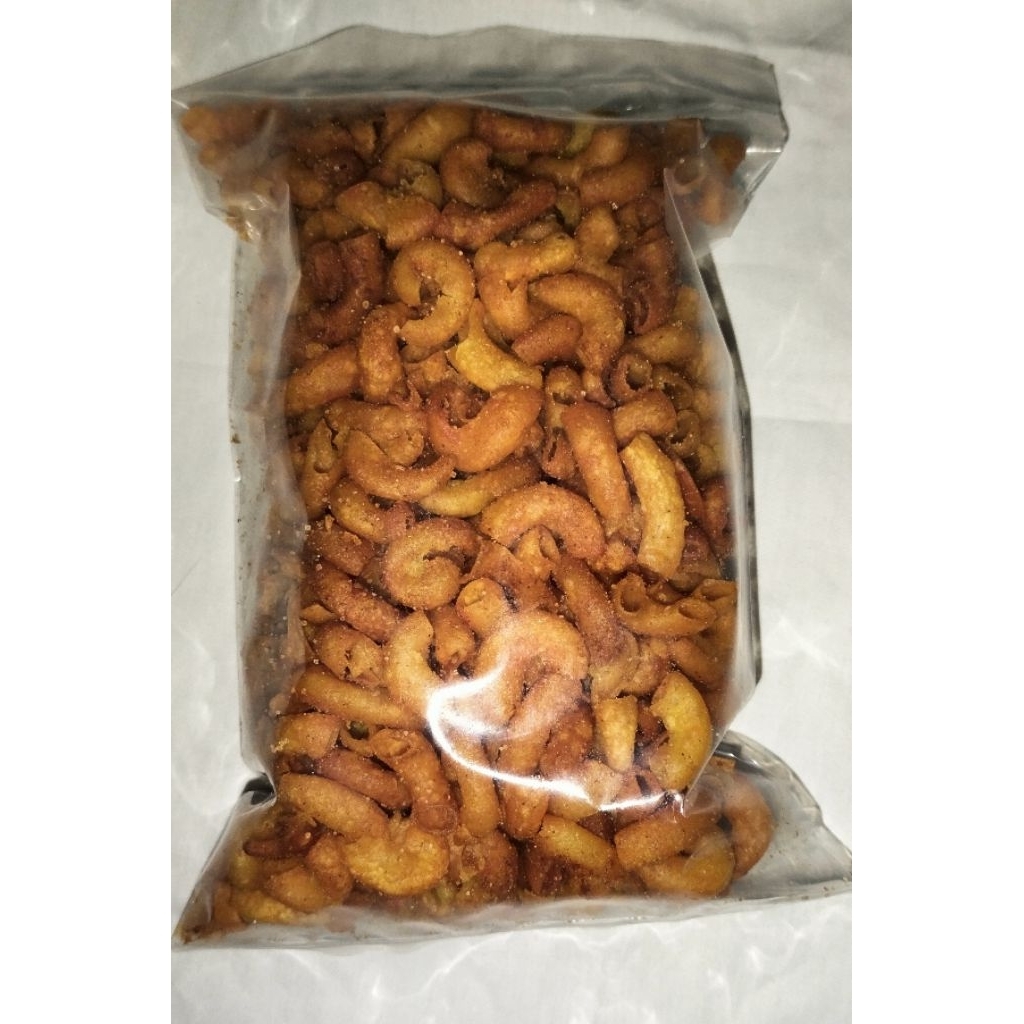 

Cemilan - makaroni pedas - makaroni bantet - cemilan pedas crispi