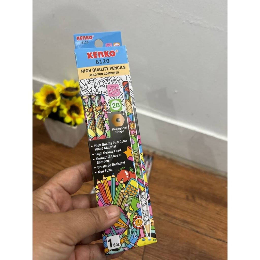 

12pcs box pensil 2B kenko motif batik dan kartun