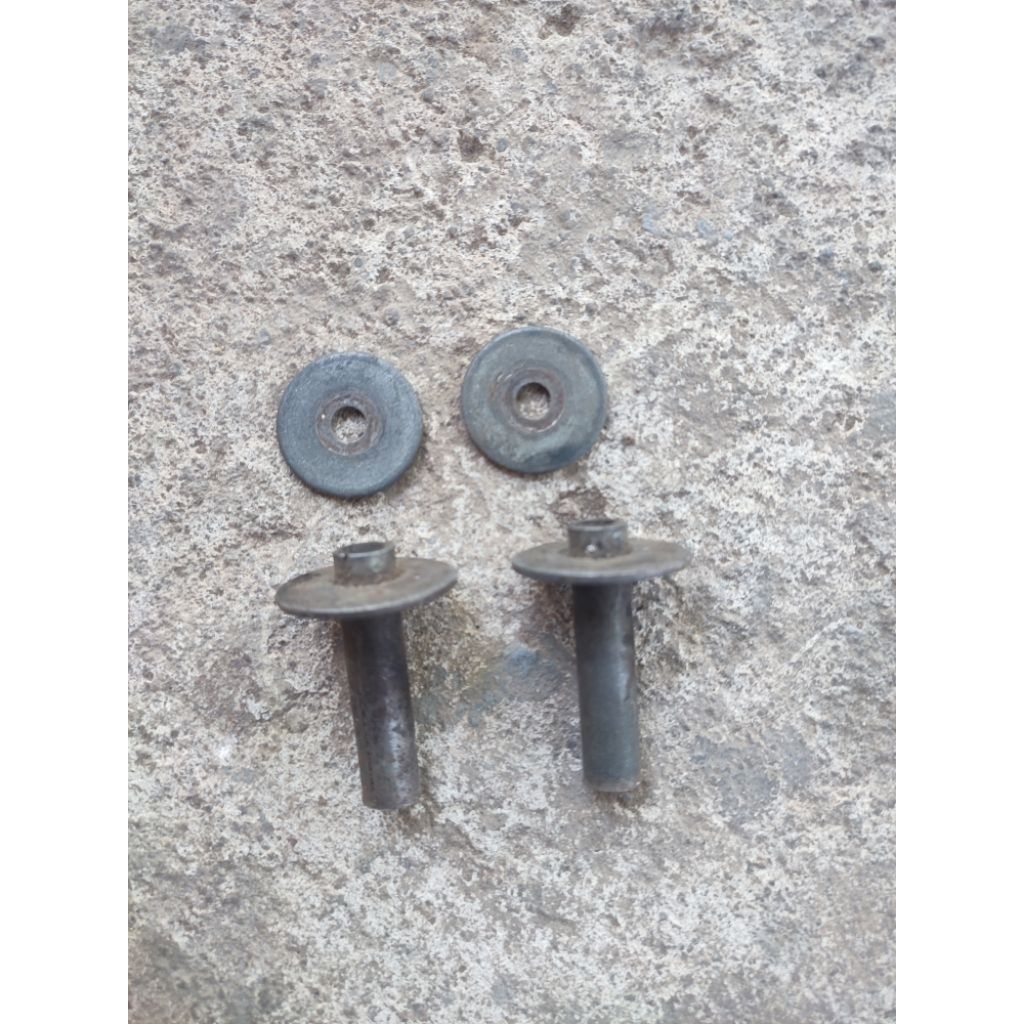 ring sayap bawah Astrea grand ori