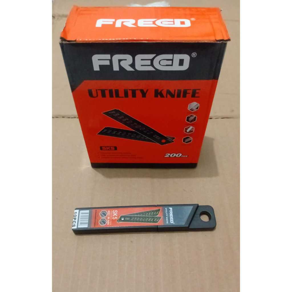 

Isi Cutter Merek Freed (1Dus Isi 20Pak) / Isi Cutter Cuter Besar / Refill Kater ( BOX ) 0.6mm