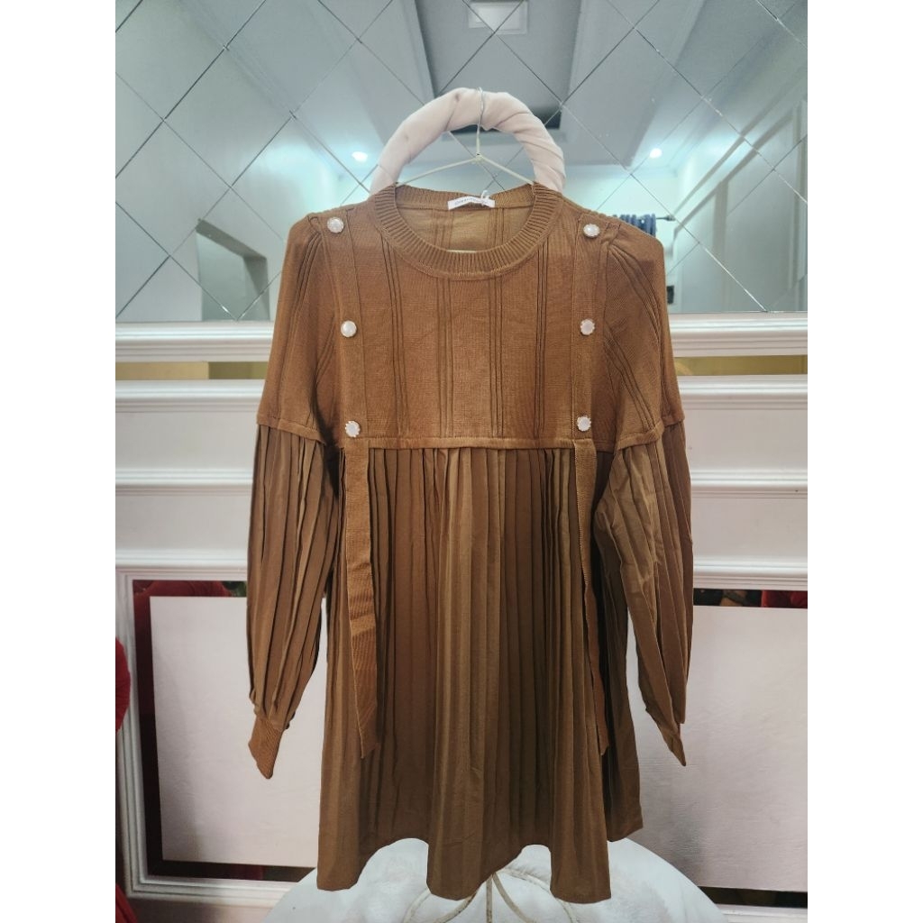 Top atasan wanita knitt plisket bangkok bkk premium kekinian