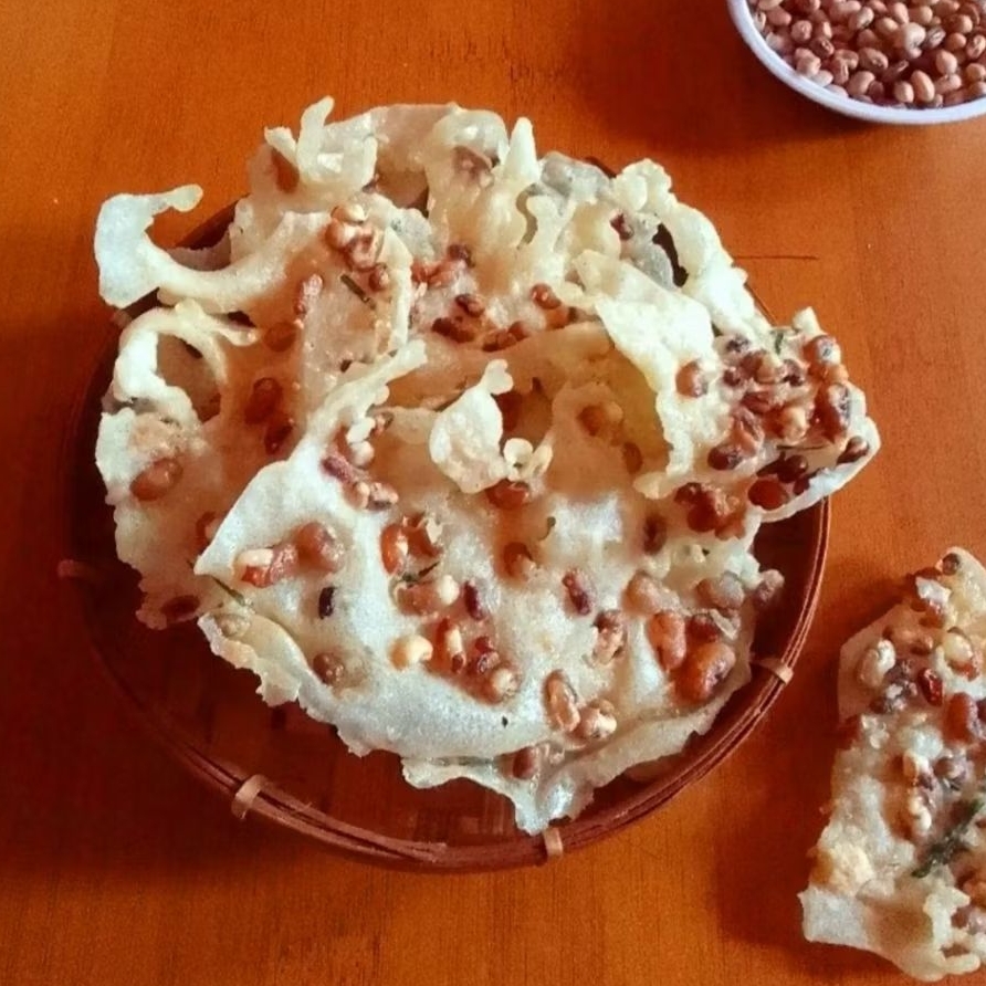 

Peyek kacang renyah gurih| Rempeyek kacang Tolo khas jogja istimewa