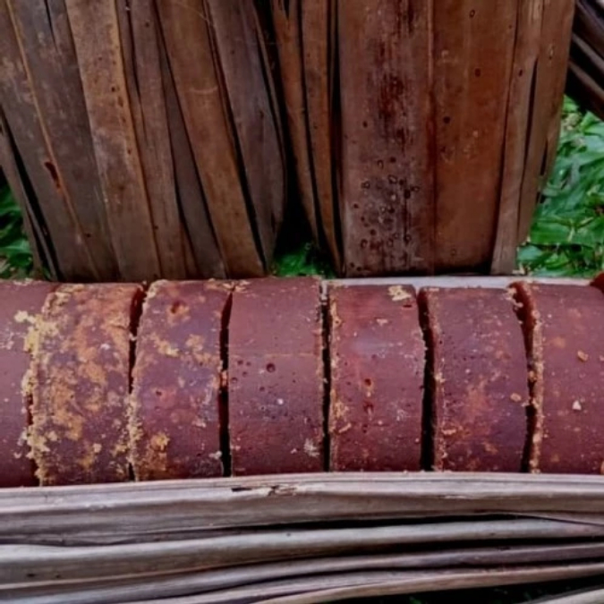 

Gula Merah Tanpa campuran Khas Tasikmalaya - Gula Aren Asli