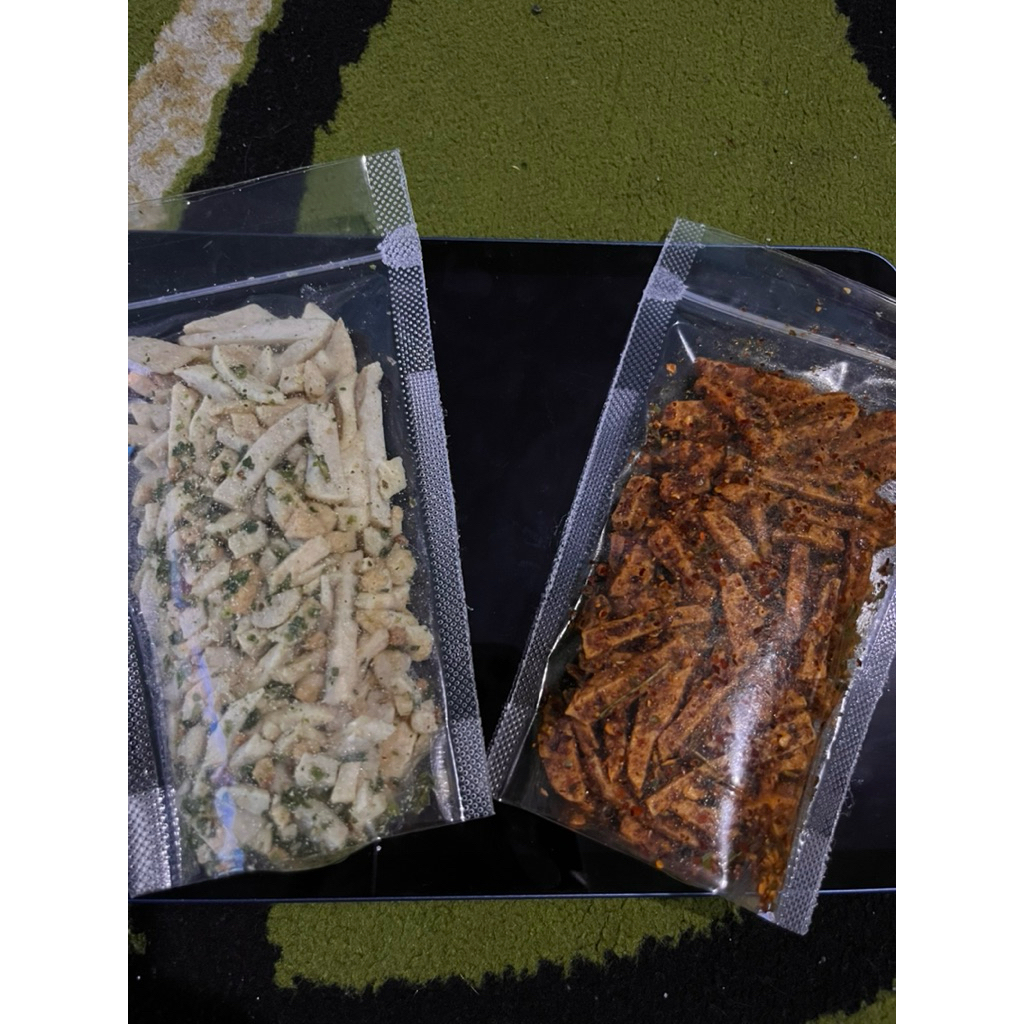 

basreng stick bumbu daun jeruk ori/extra pedas(BASRENG KUALITAS PREMIUM).