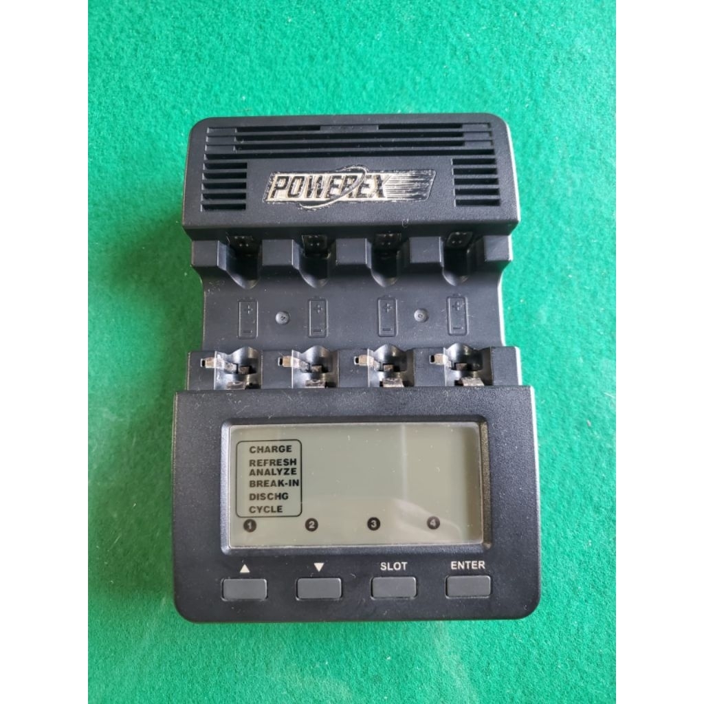 Paket Charger dan Discharger Powerex MHC 9000 dan Muchmore Dr.4K